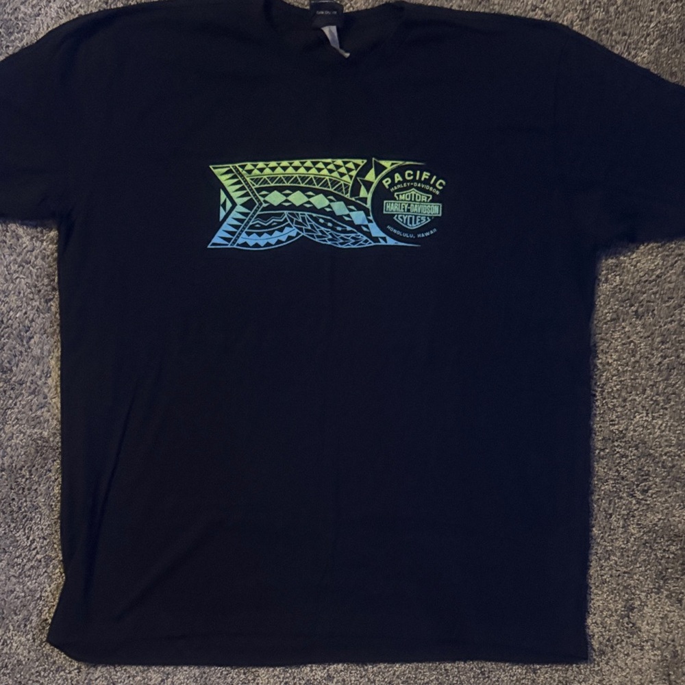 Harley-Davidson Black Tee with Green and Blue Fish Graphic